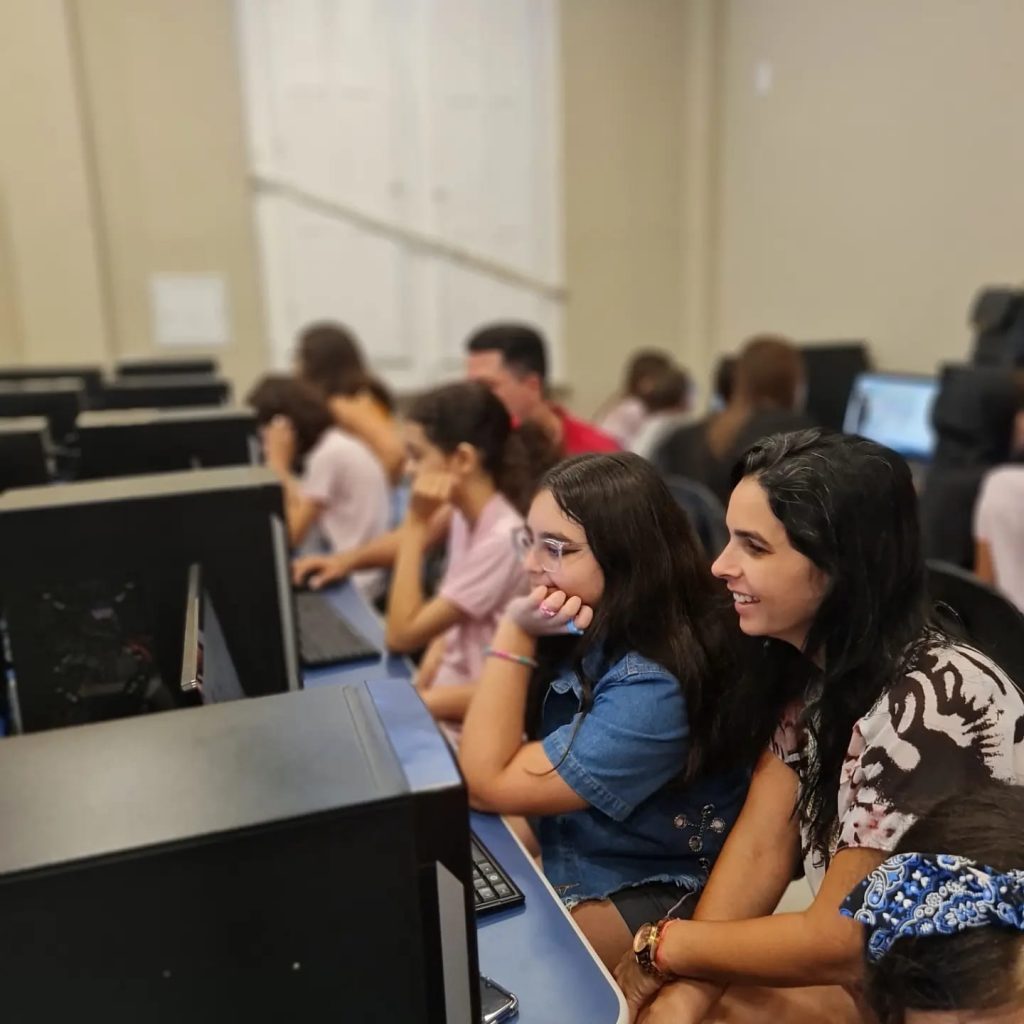 Um dia cheio de aprendizado e conexão entre a família, os alunos e a escola.